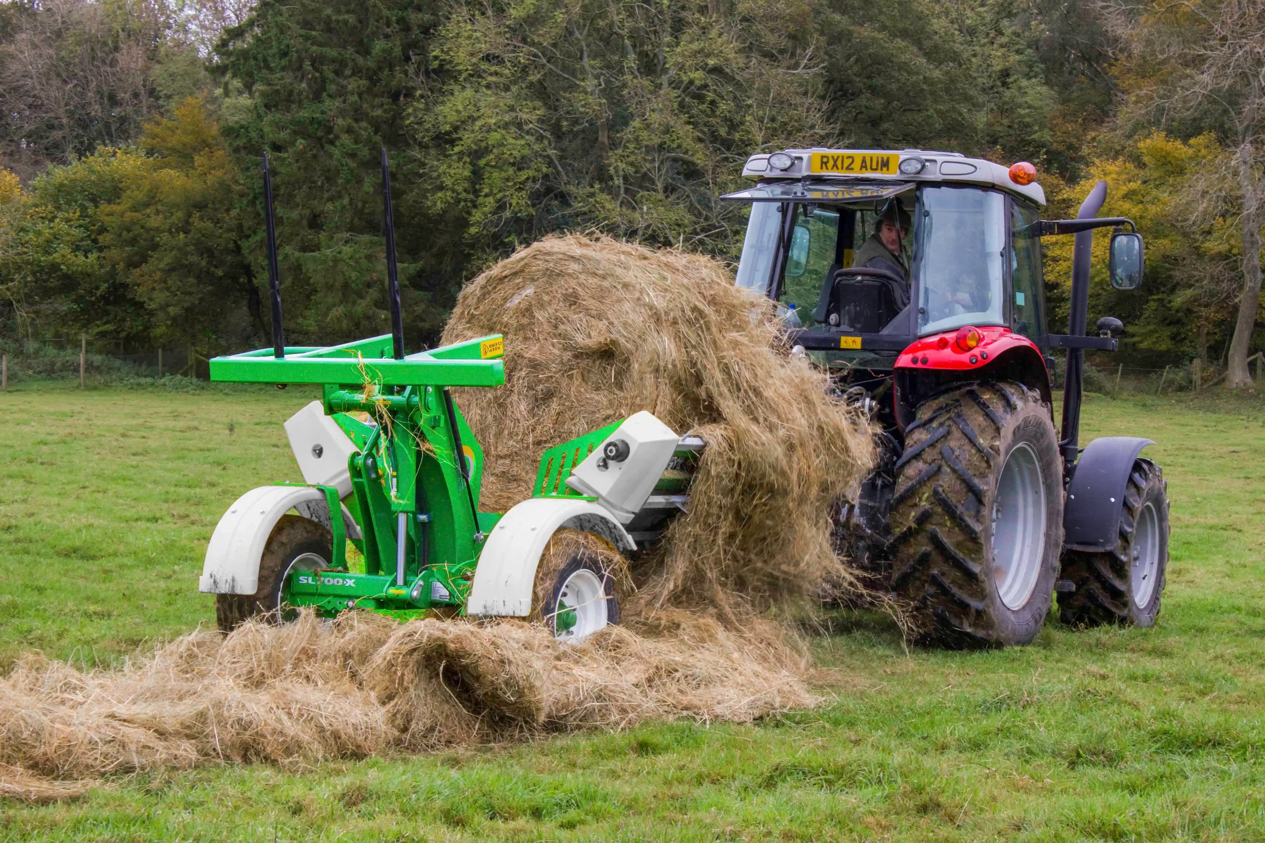 Hustler Trailed Bale Unrollers