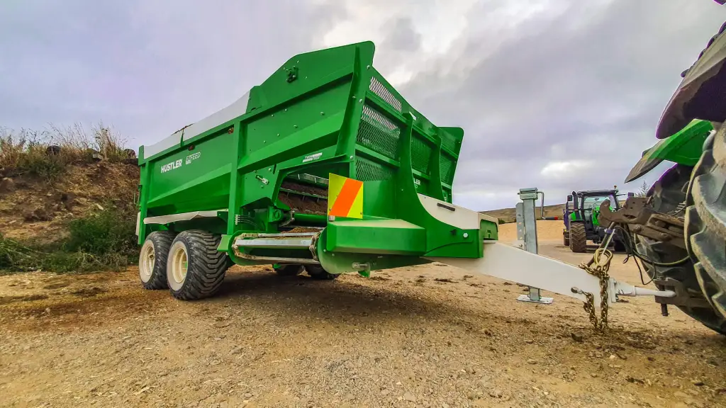 Hustler EzFeed Silage Wagons