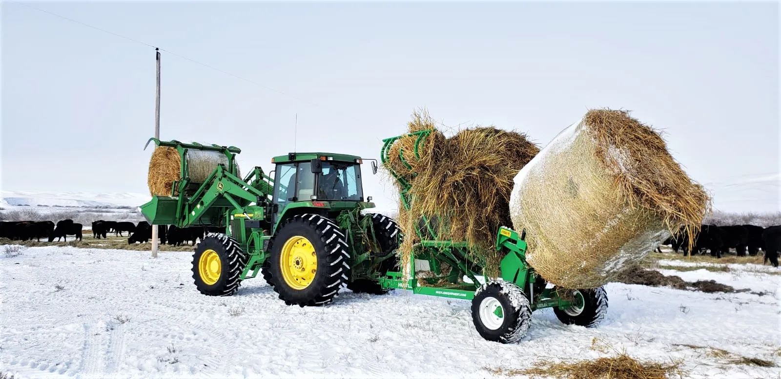 Hustler Trailed Chainless Bale Feeders
